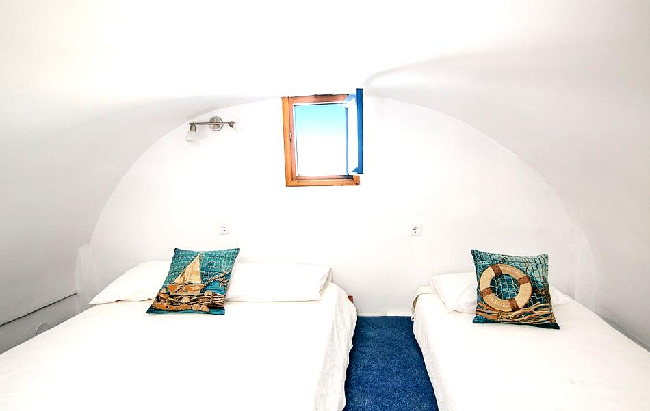 Stelios Rooms
